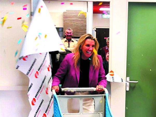 Voedselbank winkel opening Maaike.jpg