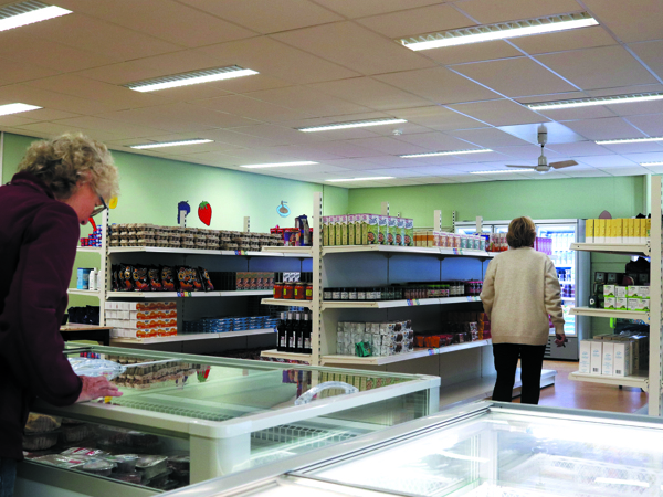 Voedselbank winkel 2.JPG